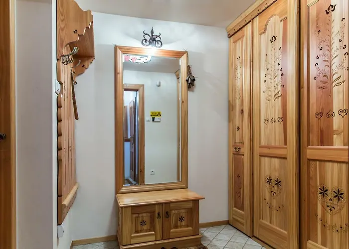 Udanypobyt Dom Z Ogrodem 빌라 *