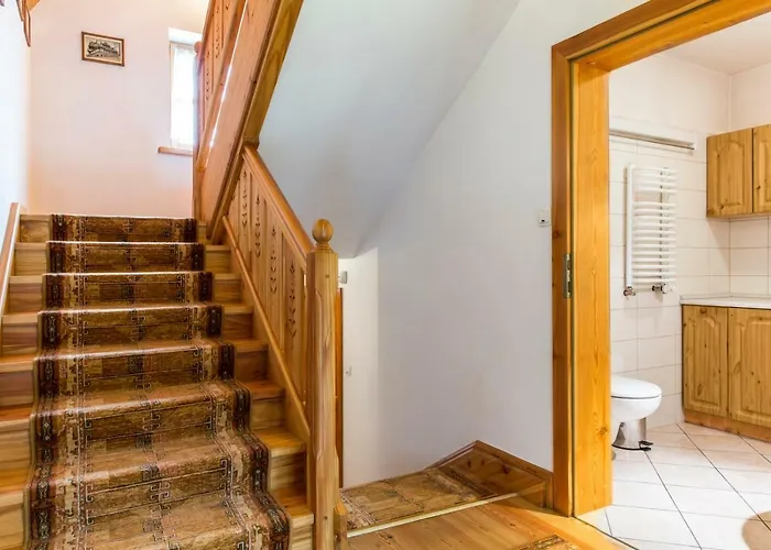 빌라 Udanypobyt Dom Z Ogrodem *