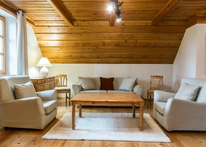 Udanypobyt Dom Z Ogrodem 빌라