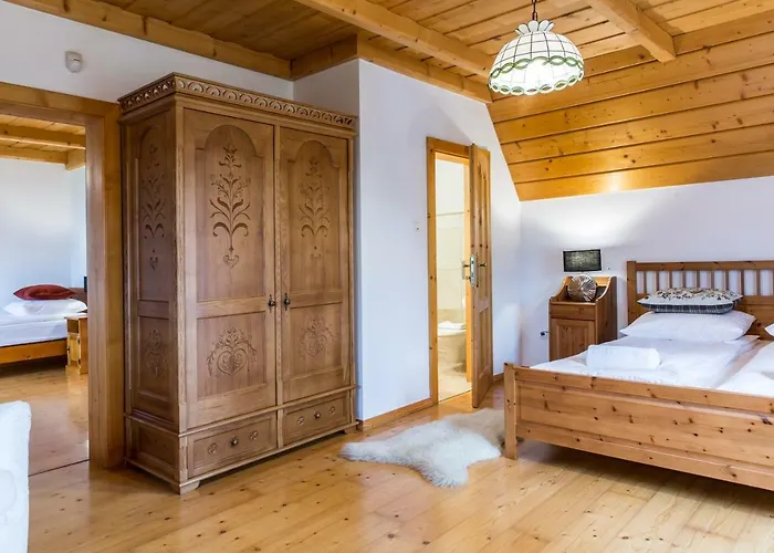 Udanypobyt Dom Z Ogrodem 빌라 *