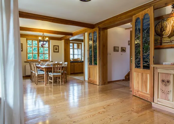 Udanypobyt Dom Z Ogrodem