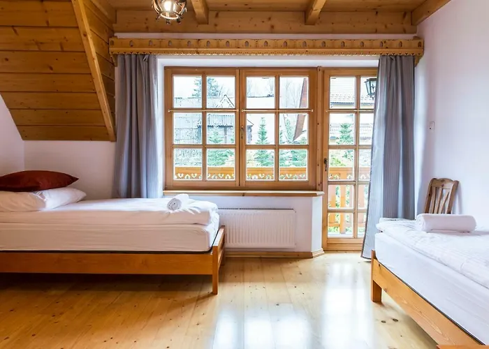 Udanypobyt Dom Z Ogrodem 빌라