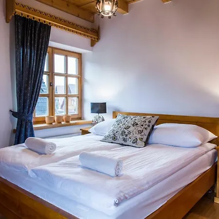 Udanypobyt Dom Z Ogrodem Villa