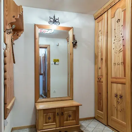 Udanypobyt Dom Z Ogrodem Villa *