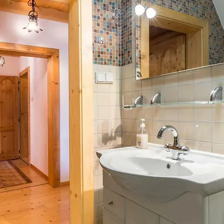 Udanypobyt Dom Z Ogrodem